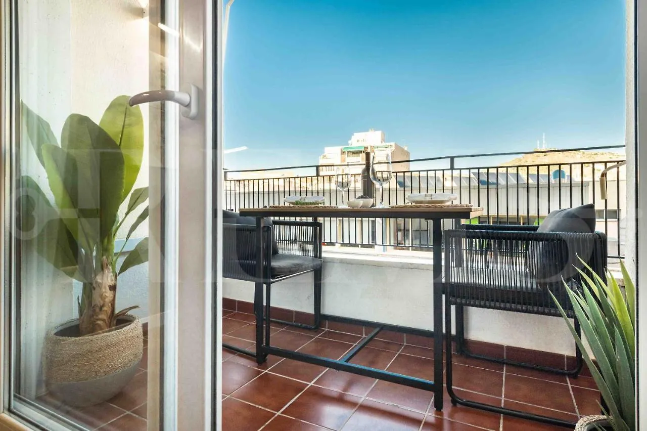 Gorgeous Apartment With Balcony - Center By Rems Málaga