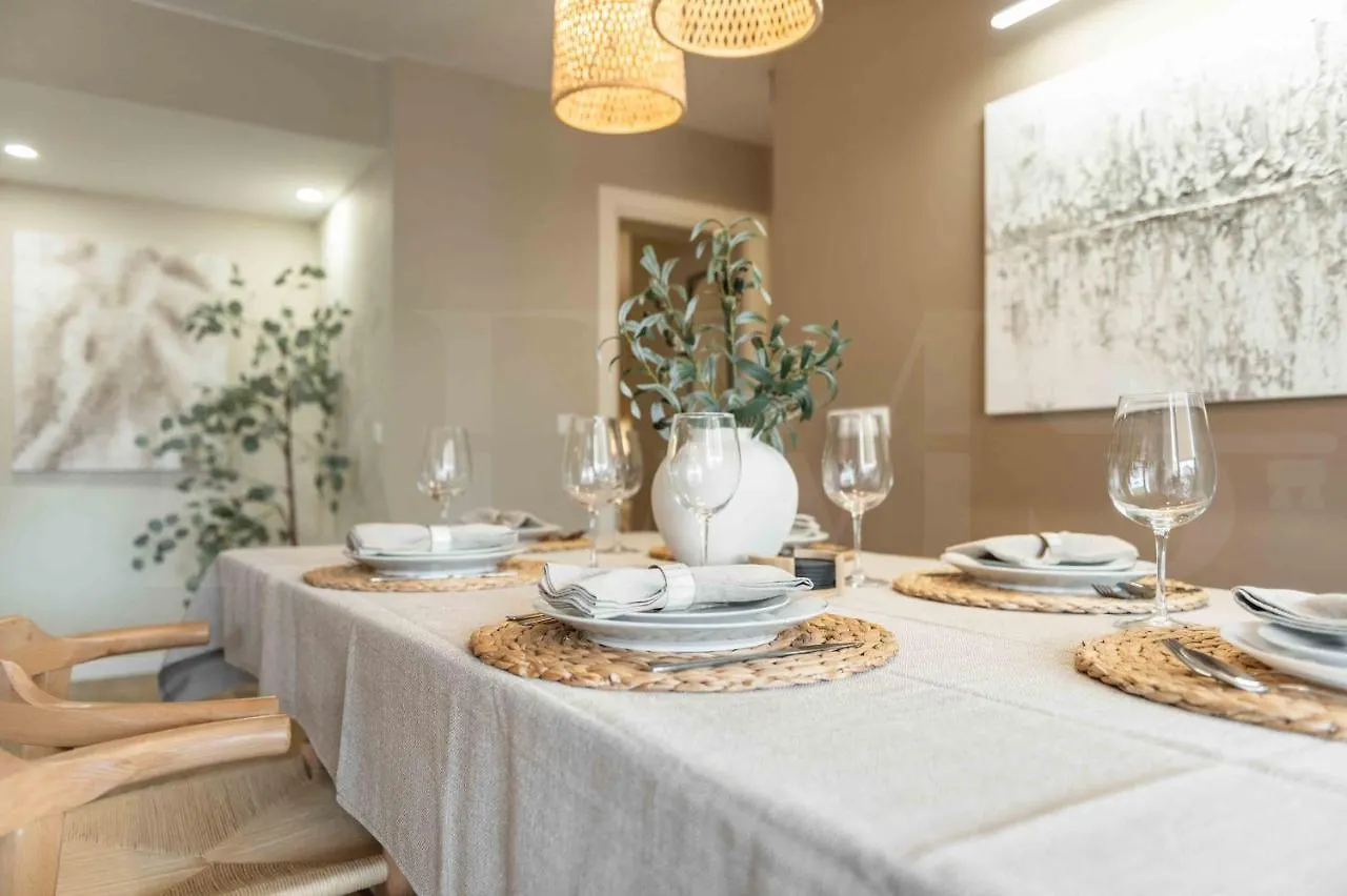 Gorgeous Apartment With Balcony - Center By Rems Málaga
